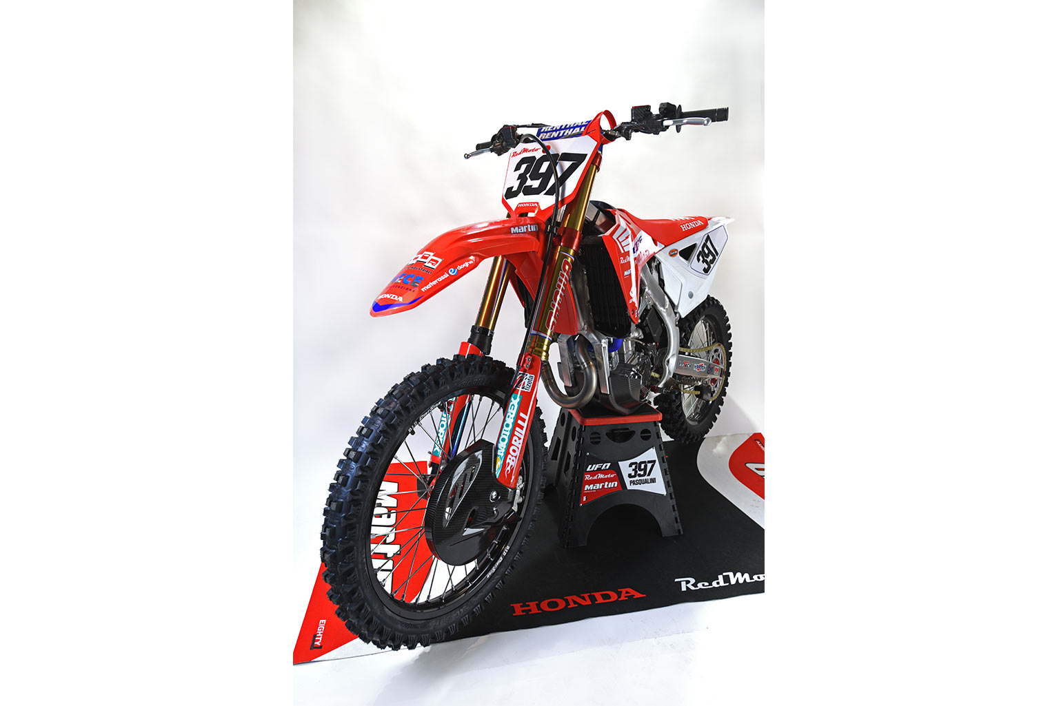 Martin Racing Gold GALLERIA-ITEM-16 - Martin Racing